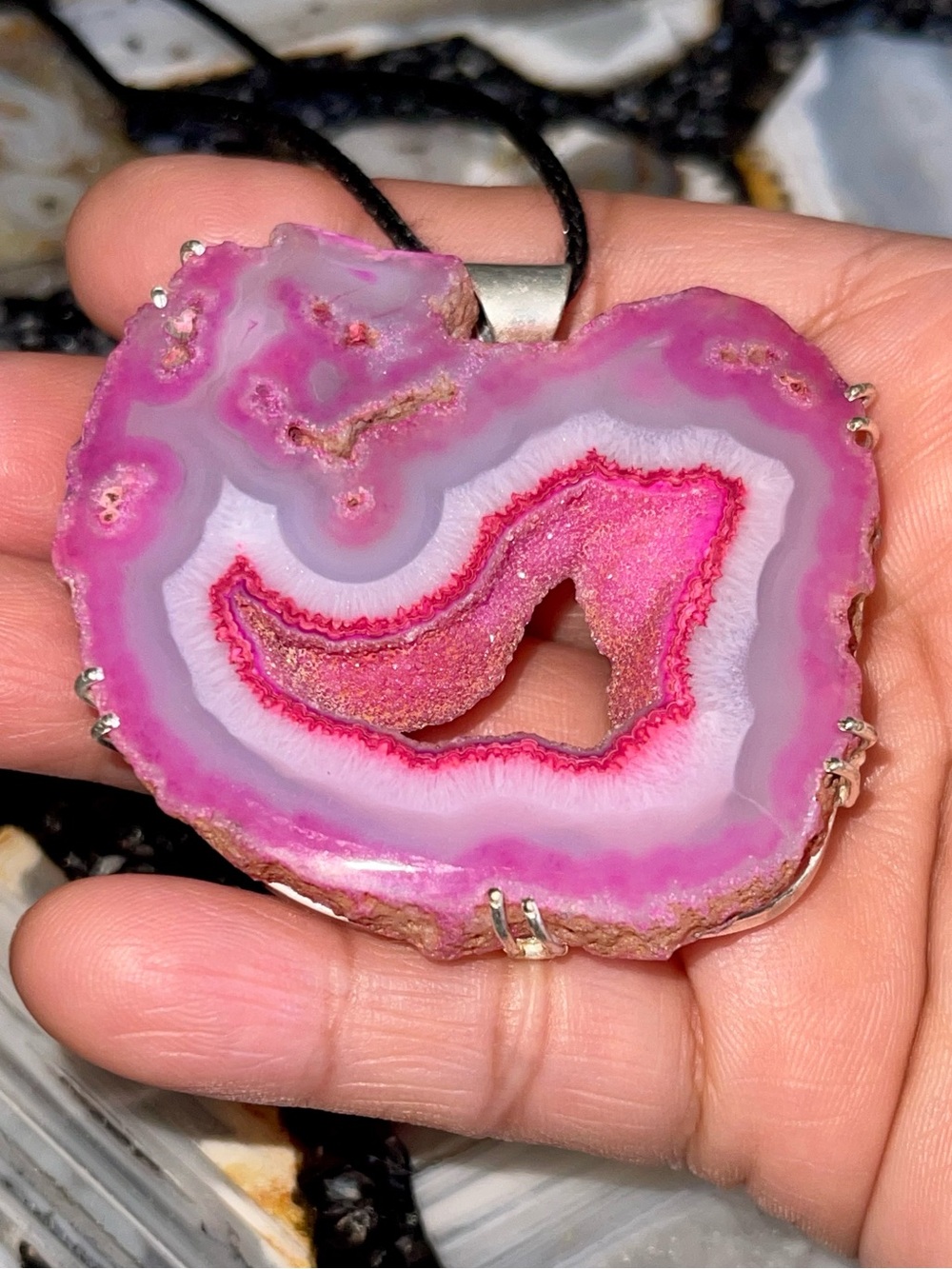 Jumbo Vibrant Pink Agate Geode Slice Drusy  Pendant 2 1/4”x2 1/4” - Picture 10 of 17